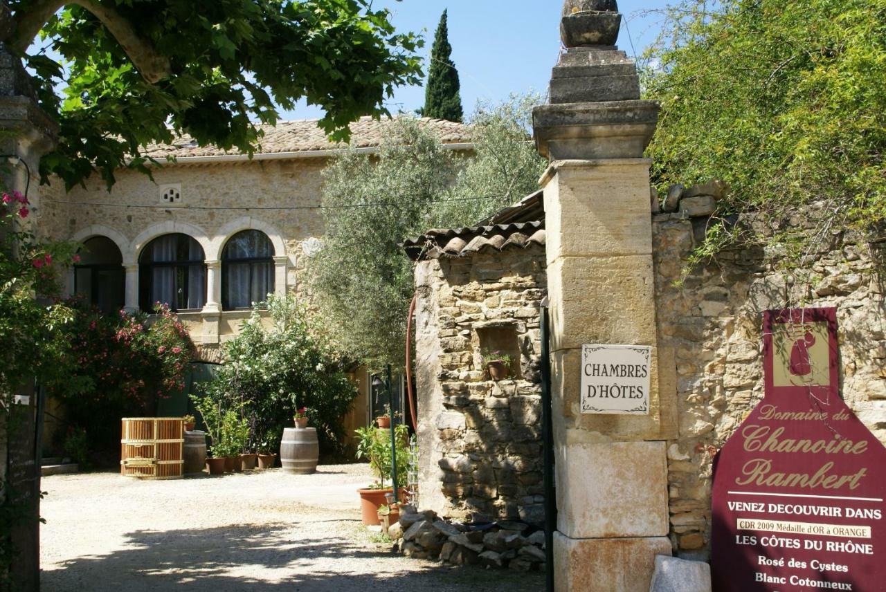 Domaine Chanoine Rambert Saint-Andre-d'Olerargues Екстериор снимка