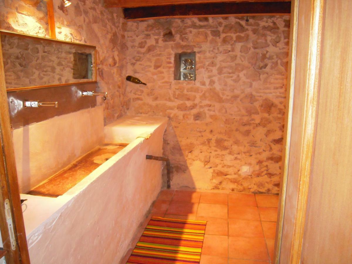Domaine Chanoine Rambert Saint-Andre-d'Olerargues Екстериор снимка