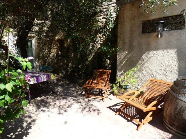 Domaine Chanoine Rambert Saint-Andre-d'Olerargues Екстериор снимка